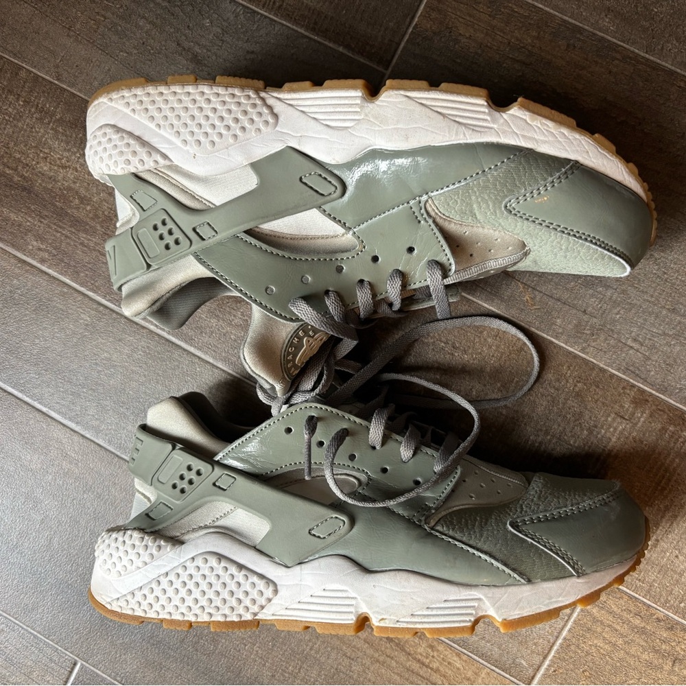 Nike Hurraches